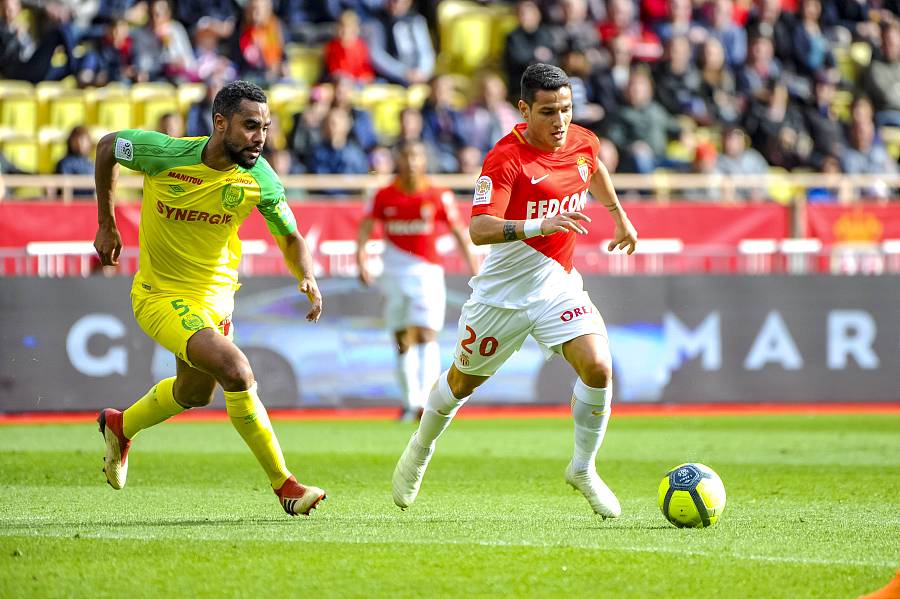 摩纳哥大胜在望,连胜记录延续 摩纳哥大胜在望,连胜记录延续