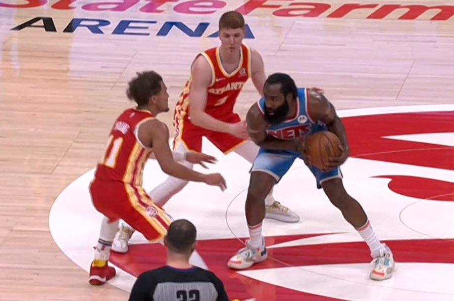 进攻阵容不断优化火力全开镇守的简单介绍