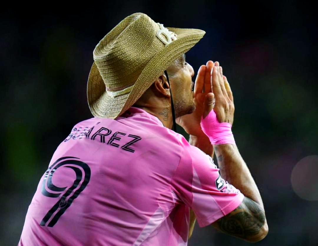 包含塞内加尔逆转韩国,苏亚雷斯关键制胜的词条 包含塞内加尔逆转韩国,苏亚雷斯关键制胜的词条