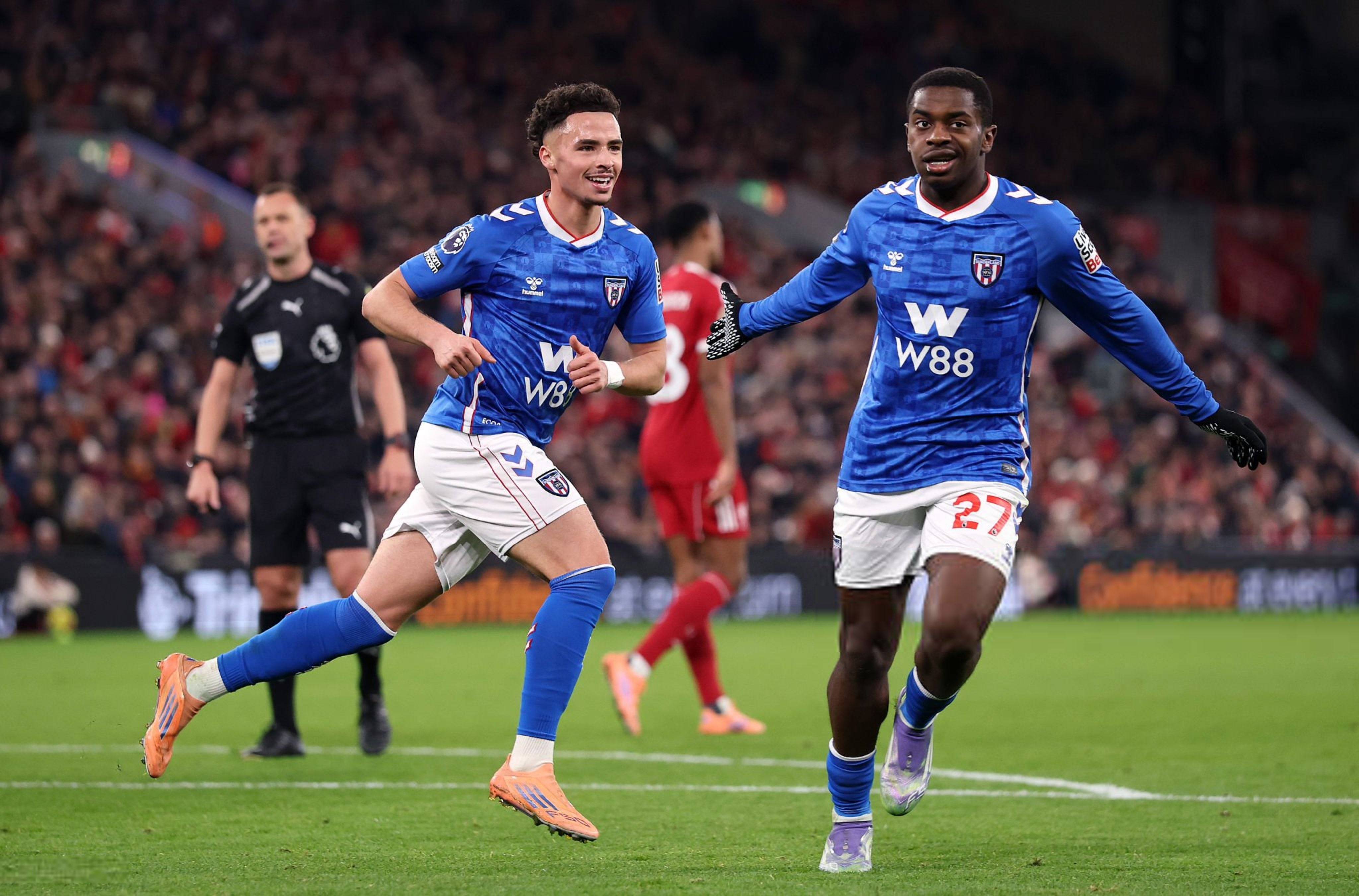 利物浦客场险胜,切尔西再遭颗粒无收 利物浦客场险胜,切尔西再遭颗粒无收