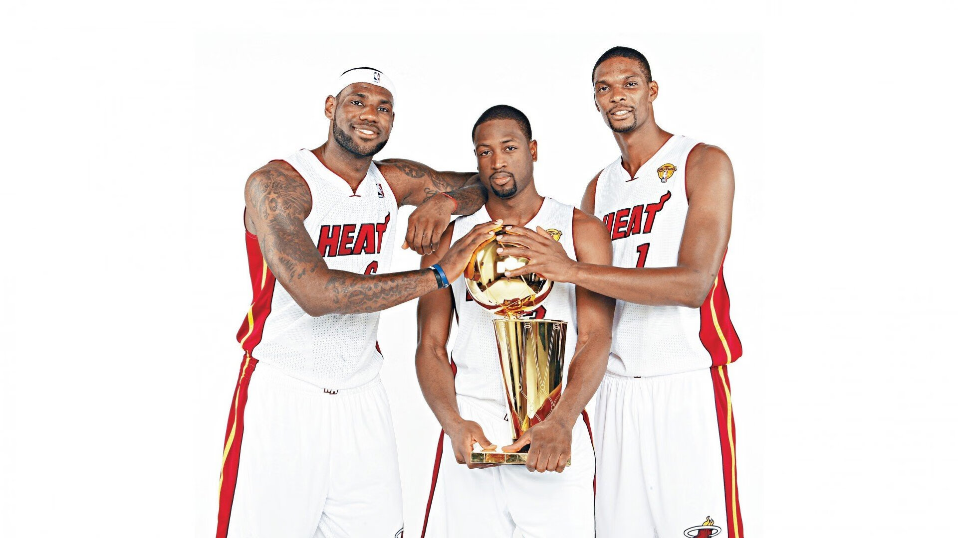 伦纳德关键先生本色彰显，老鹰队末节翻盘吉林队