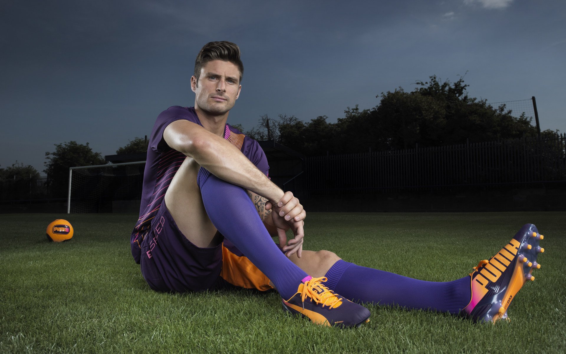 绝境重生！哈登逆天改命，一记三分救赎篮网