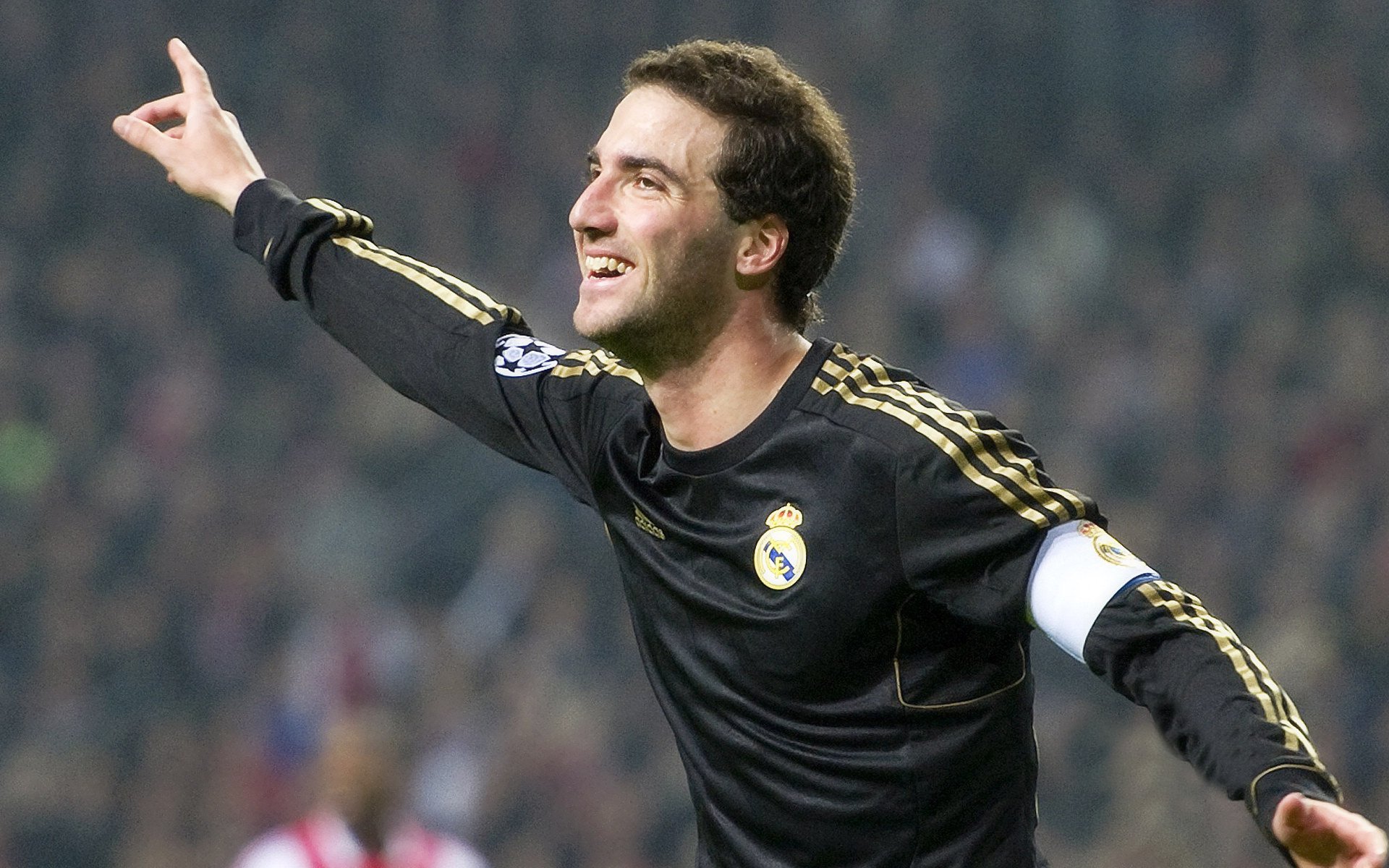 碾压级锁链，霍勒迪的欧冠之夜，让巨星在他面前窒息