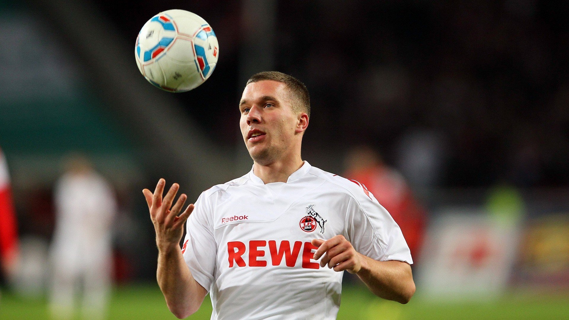 双重战场，从诺坎普到丰田中心，一场关于对抗的永恒传奇