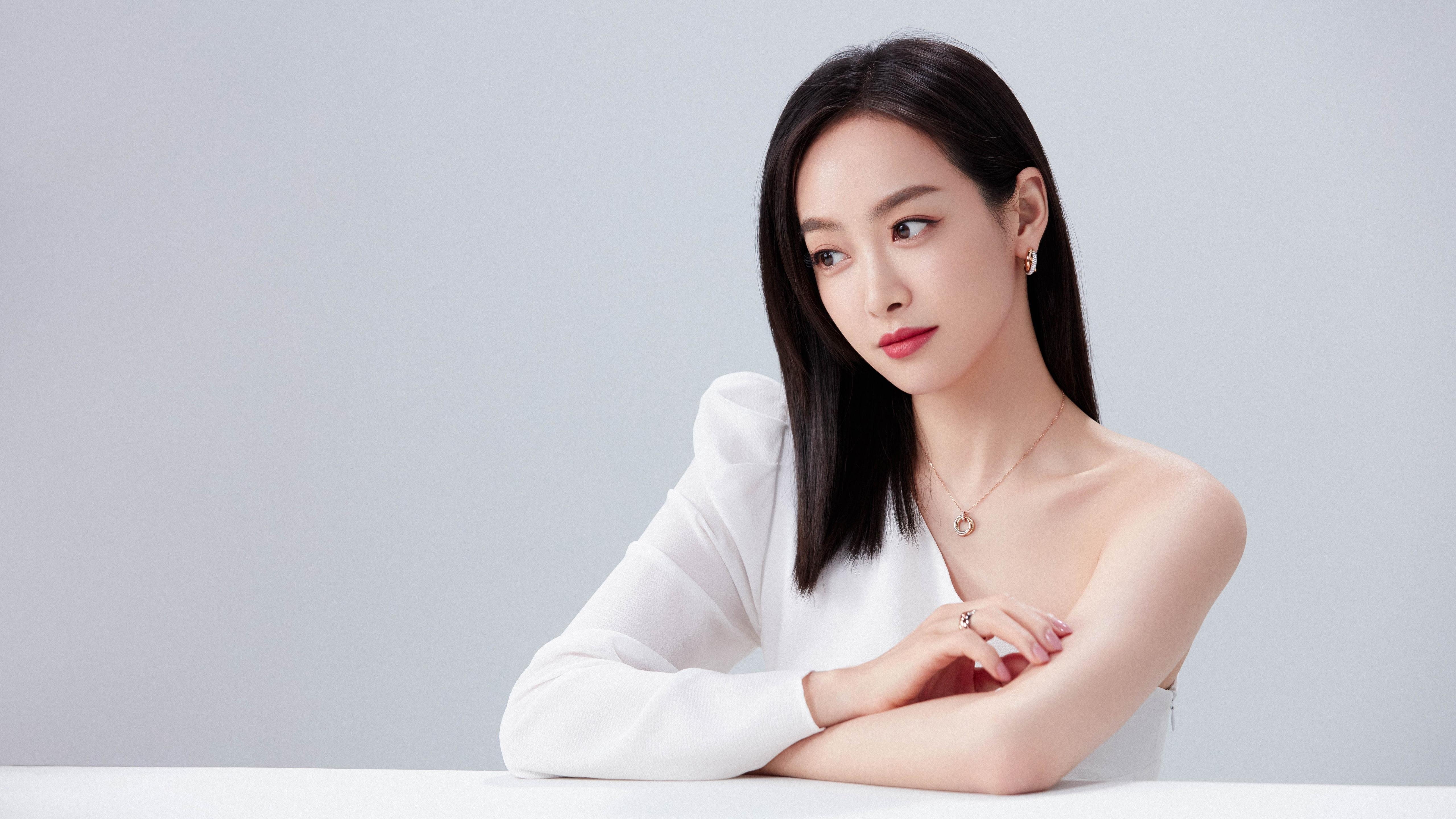 世俱杯奖金-戈贝尔的隐形锁链，当尼克斯与灰熊的狂想曲在篮下失声